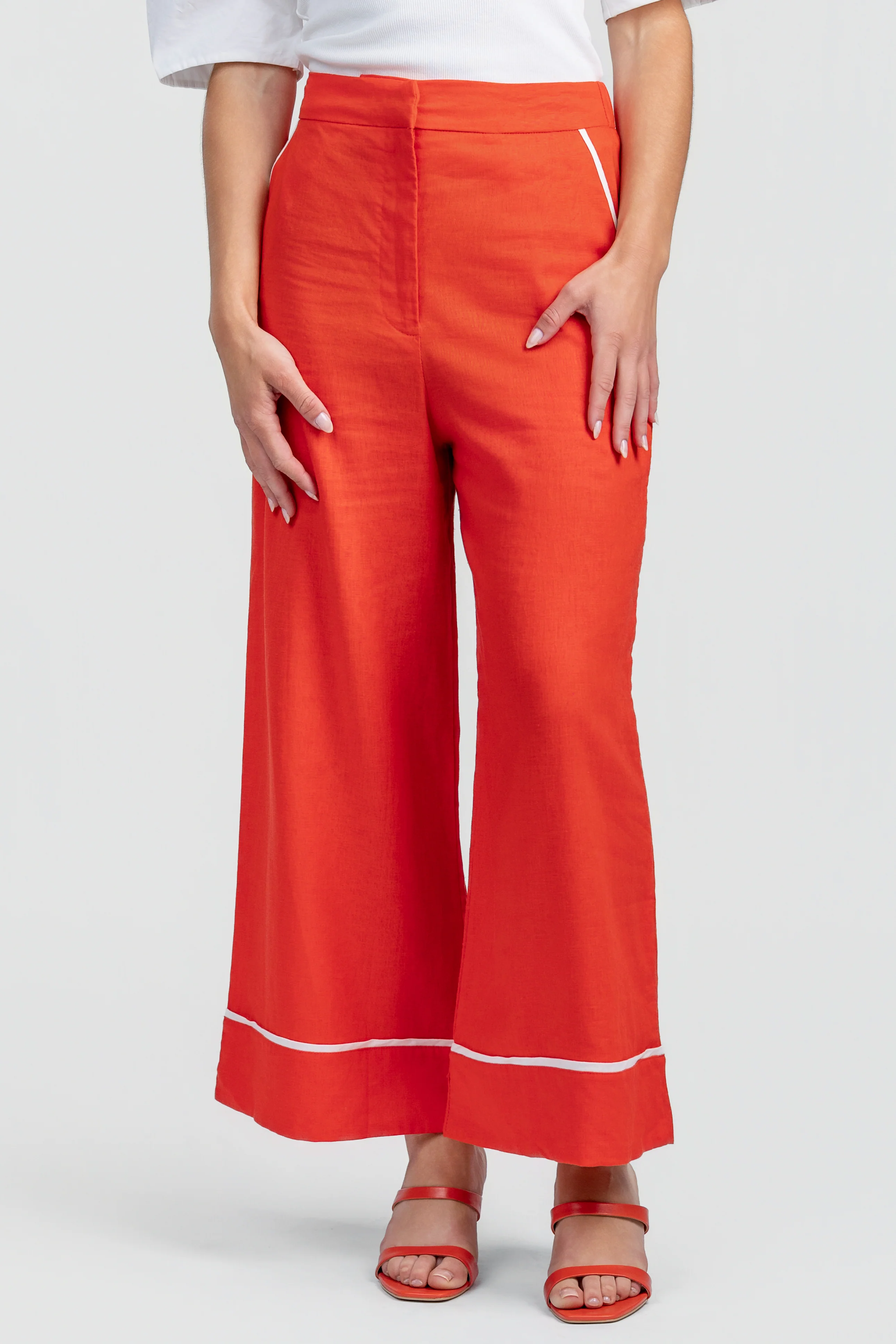 Guara Red Cropped Wide Leg Pant