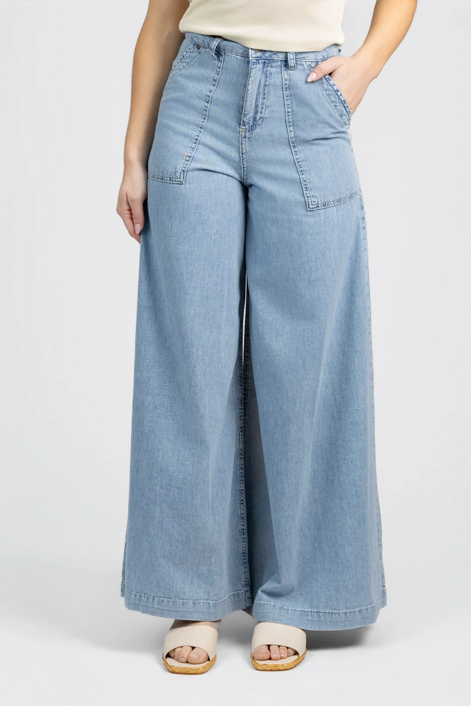 Light Blue Wide Leg Chatti Jean