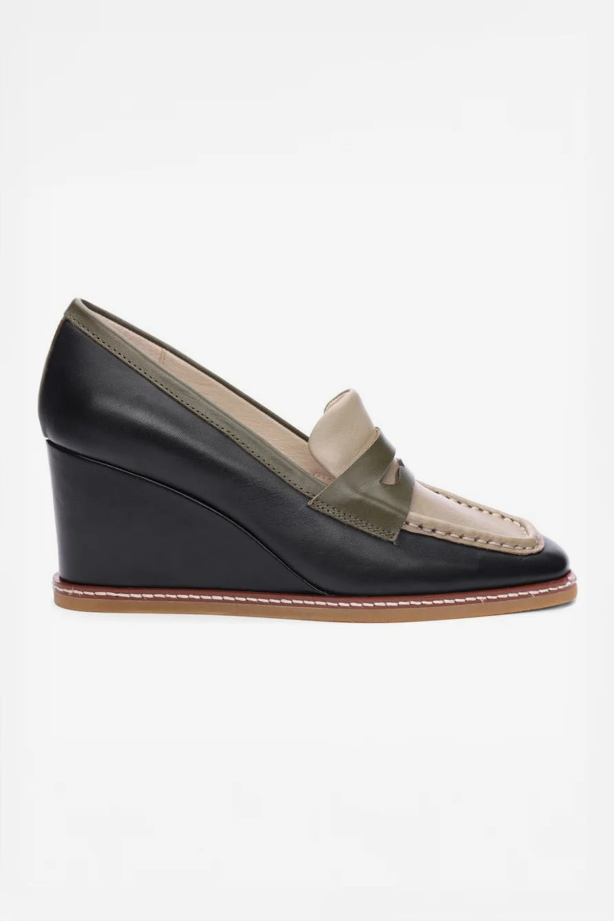 Multi Color Cadence Wedge Pump - Image 2