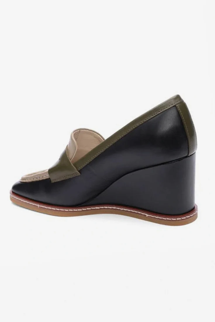 Multi Color Cadence Wedge Pump - Image 3